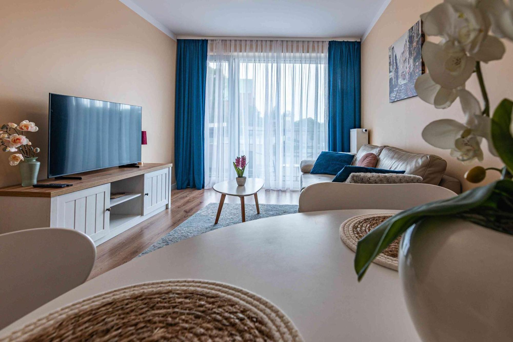 Nowy Apartament - Bulwary Nad Sola - 52M2 오시비엥침 외부 사진